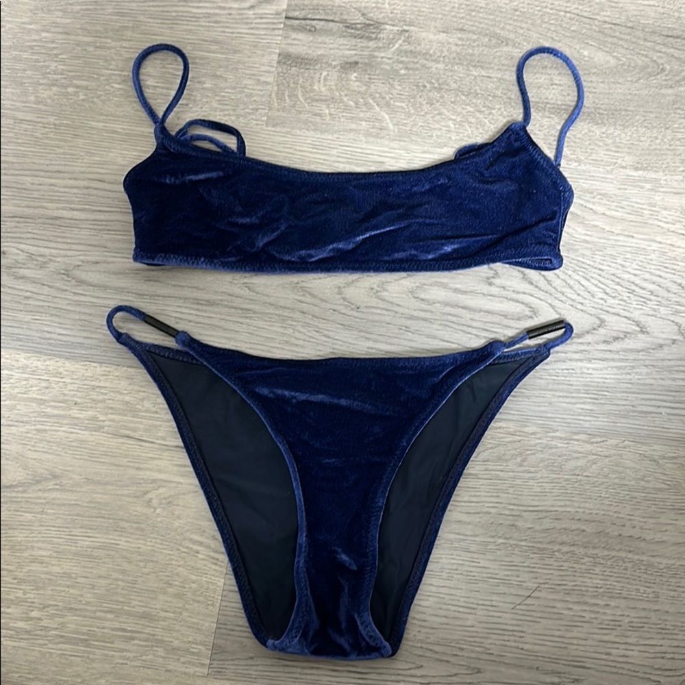 Blue velvet triangl swimsuit